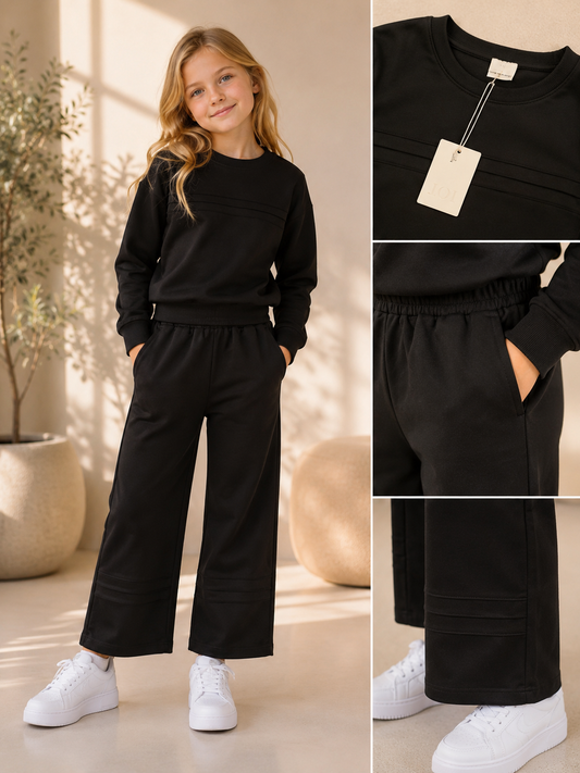Girls' black sweatpants lounge set